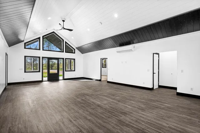 $630,000 | 4515 County Road 4, Mahtowa, MN 55707