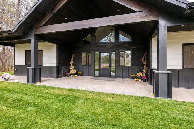 $630,000 | 4515 County Road 4, Mahtowa, MN 55707