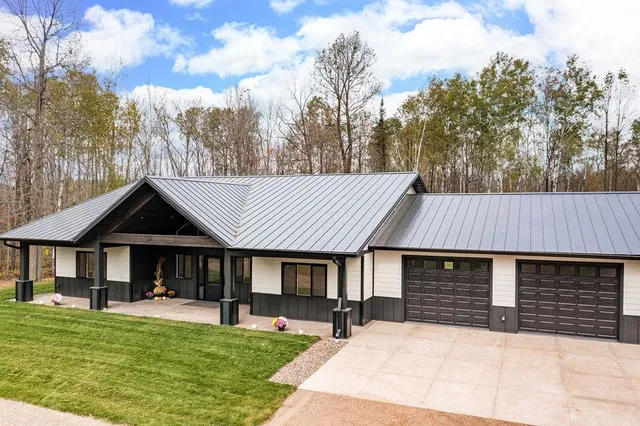 $630,000 | 4515 County Road 4, Mahtowa, MN 55707