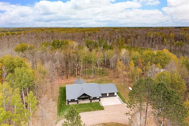 $630,000 | 4515 County Road 4, Mahtowa, MN 55707