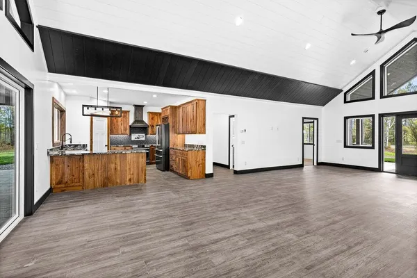 $630,000 | 4515 County Road 4, Mahtowa, MN 55707