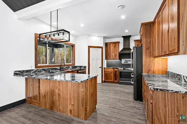 $625,000 | 4515 County Road 4, Mahtowa, MN 55707