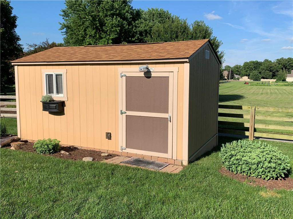 5885 Hall Road Plainfield, IN 46168 - Photo 21 of 22 Gallery Image 21