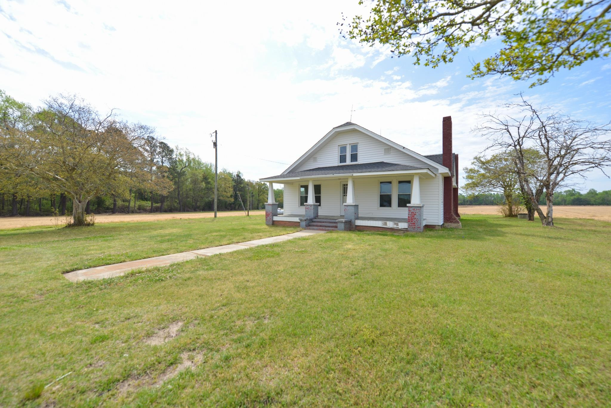 604 Bear Road Benson, NC 27504 - Photo 2 of 35 Photo 2