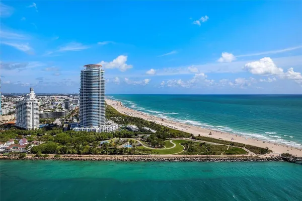 $22,000 | 100 South Pointe Drive, Unit TH13, Miami Beach, FL 33139