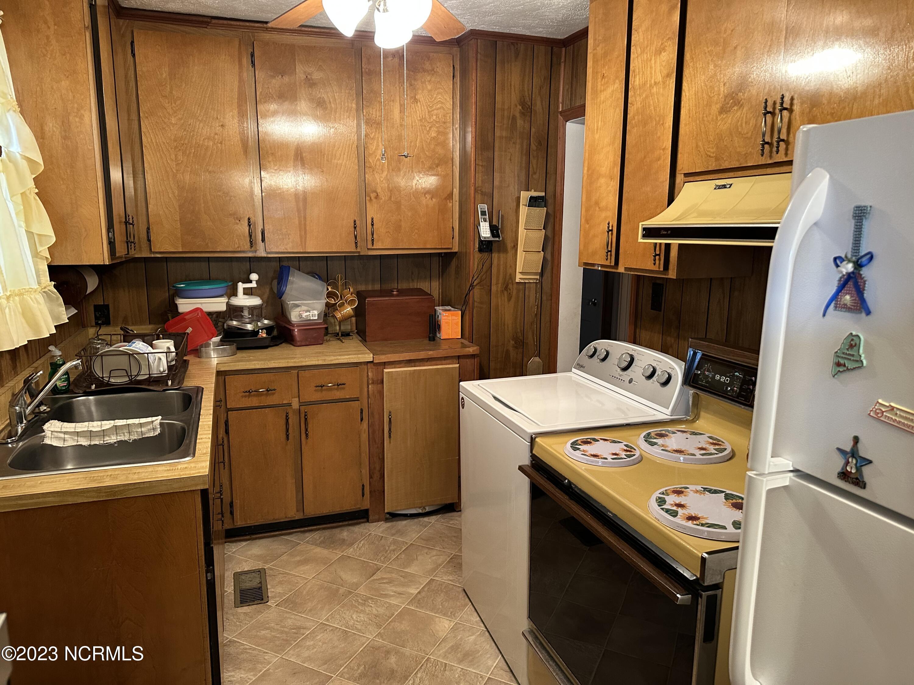 14120 Kiser Road Laurinburg, NC 28352 - Photo 15 of 15 0CF66705-B1DC-4D1E-942E-69404E928324