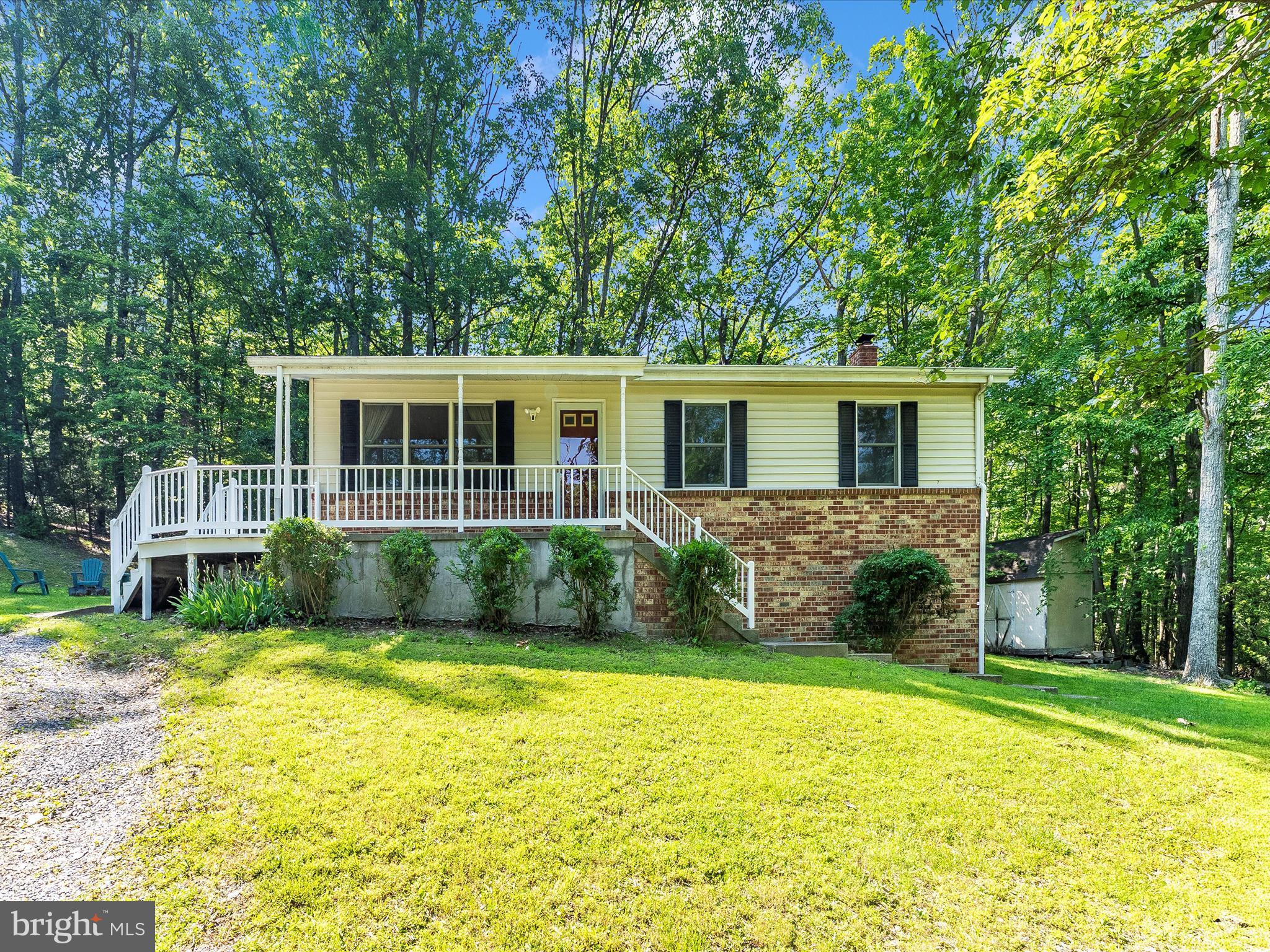11258 Putman Road Thurmont, MD 21788 - Photo 1 of 45 DSC03944