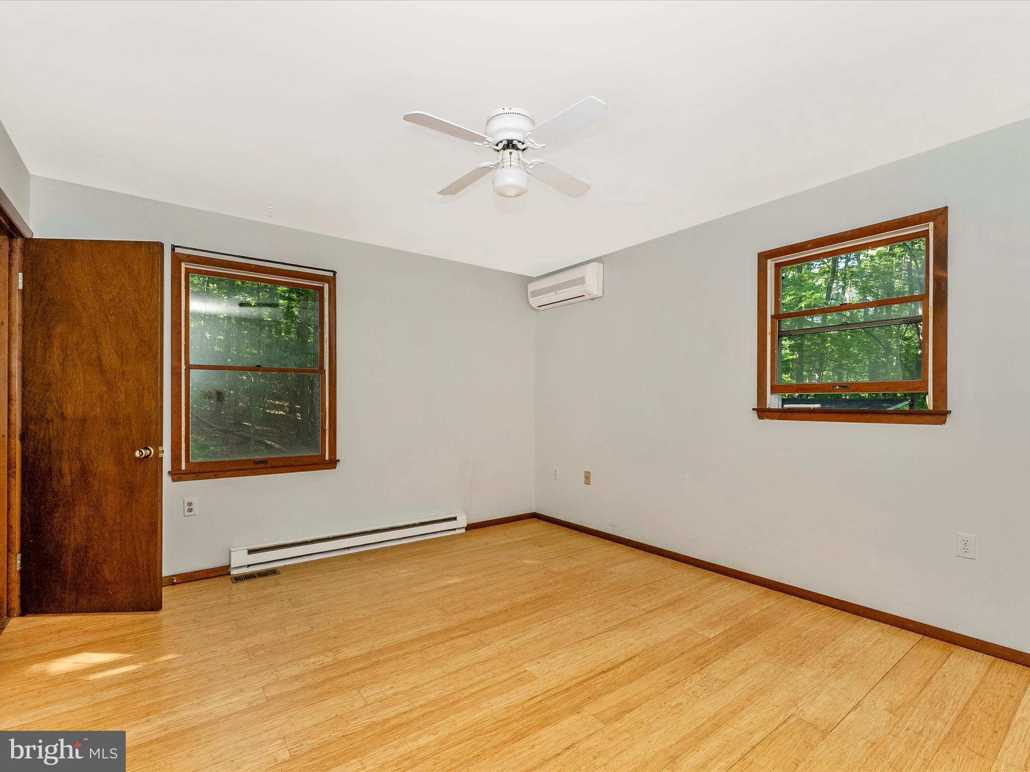 11258 Putman Road Thurmont, MD 21788 - Photo 15 of 45 Bedroom