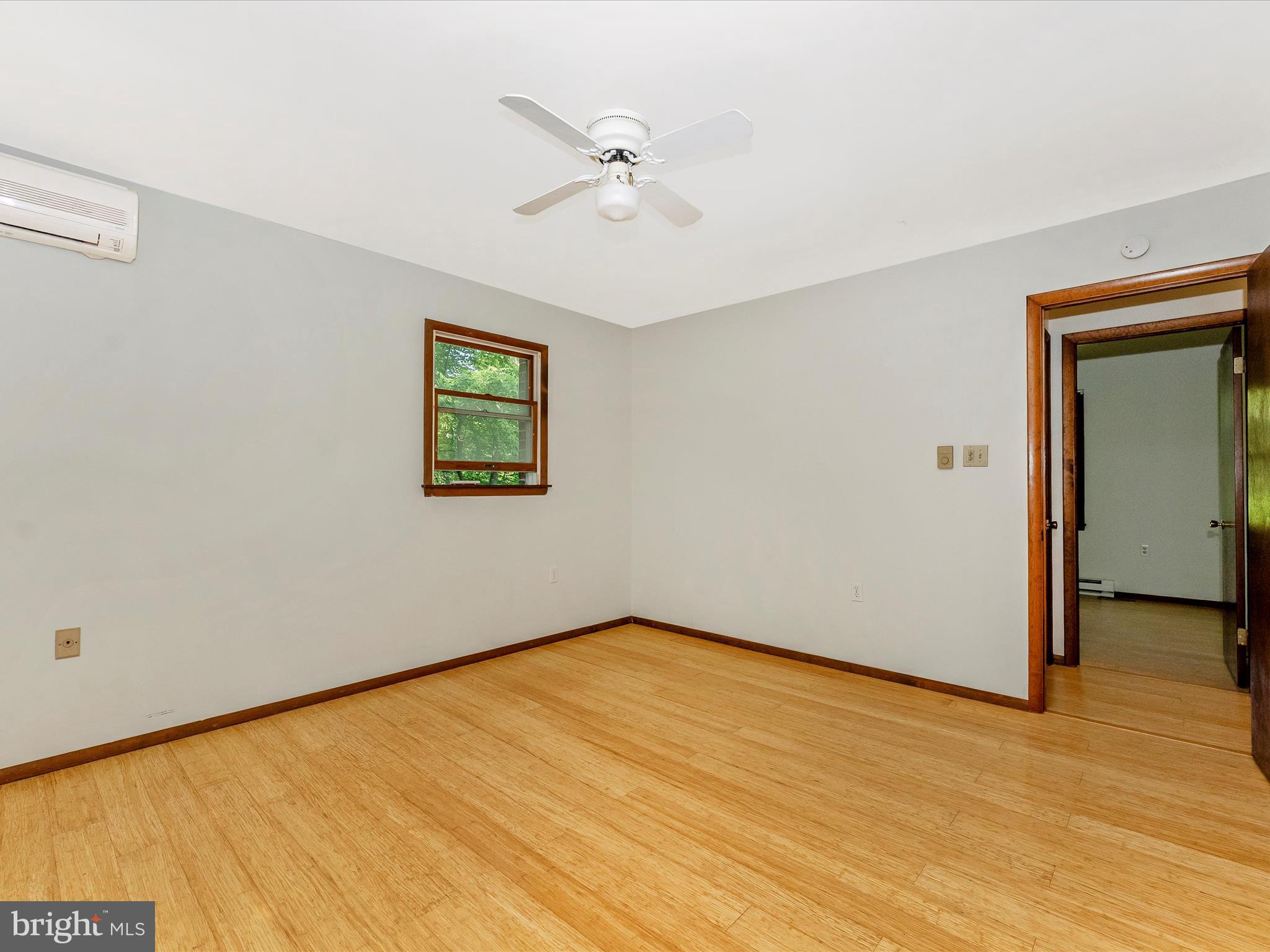 11258 Putman Road Thurmont, MD 21788 - Photo 17 of 45 Bedroom
