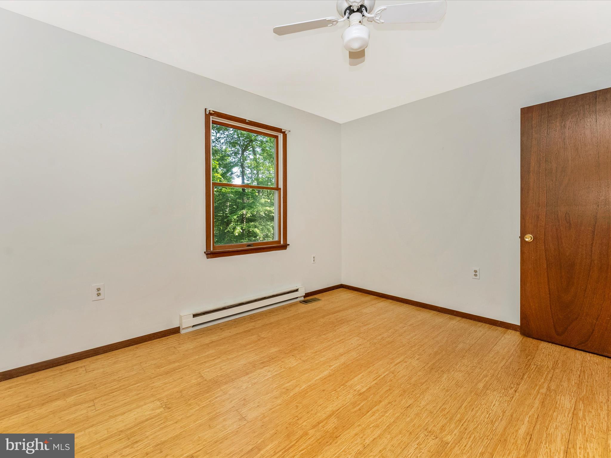 11258 Putman Road Thurmont, MD 21788 - Photo 23 of 45 DSC04057