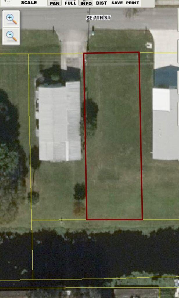 306 Southeast 7th Street Okeechobee, FL 34974 - Photo 3 of 11 20220222161755812390000000-o