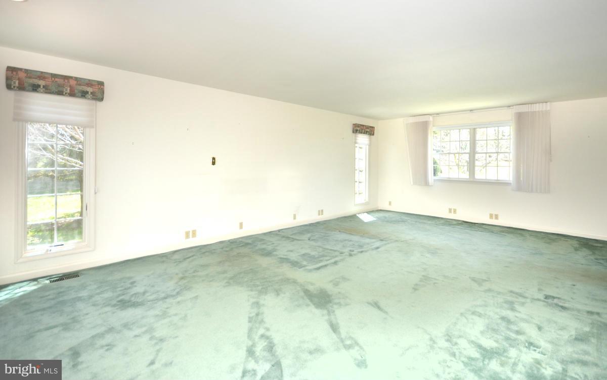 3839 Blenheim Road Phoenix, MD 21131 - Photo 15 of 27 Bedroom (Master)