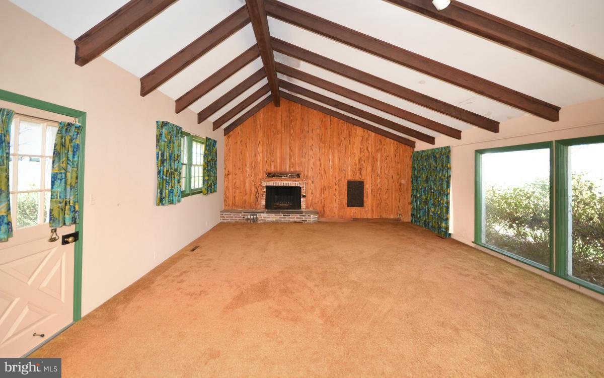 3839 Blenheim Road Phoenix, MD 21131 - Photo 8 of 27 Family Room