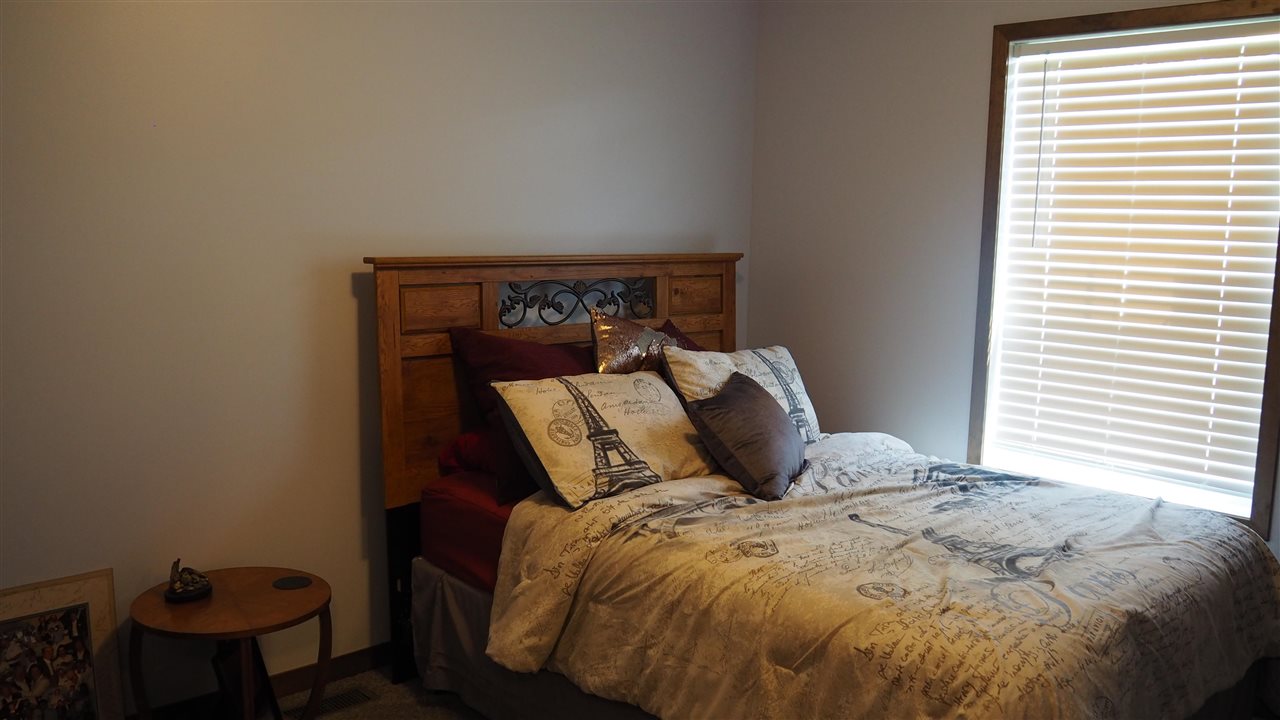 18392 Karlin Road Thompsonville, MI 49683 - Photo 12 of 37 1890145-11.JPG