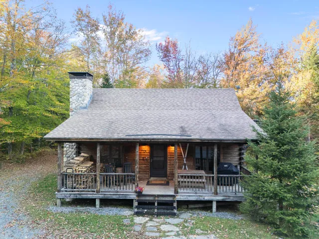 $644,000 | 774 Stratton Arlington Road, Stratton, VT 05360