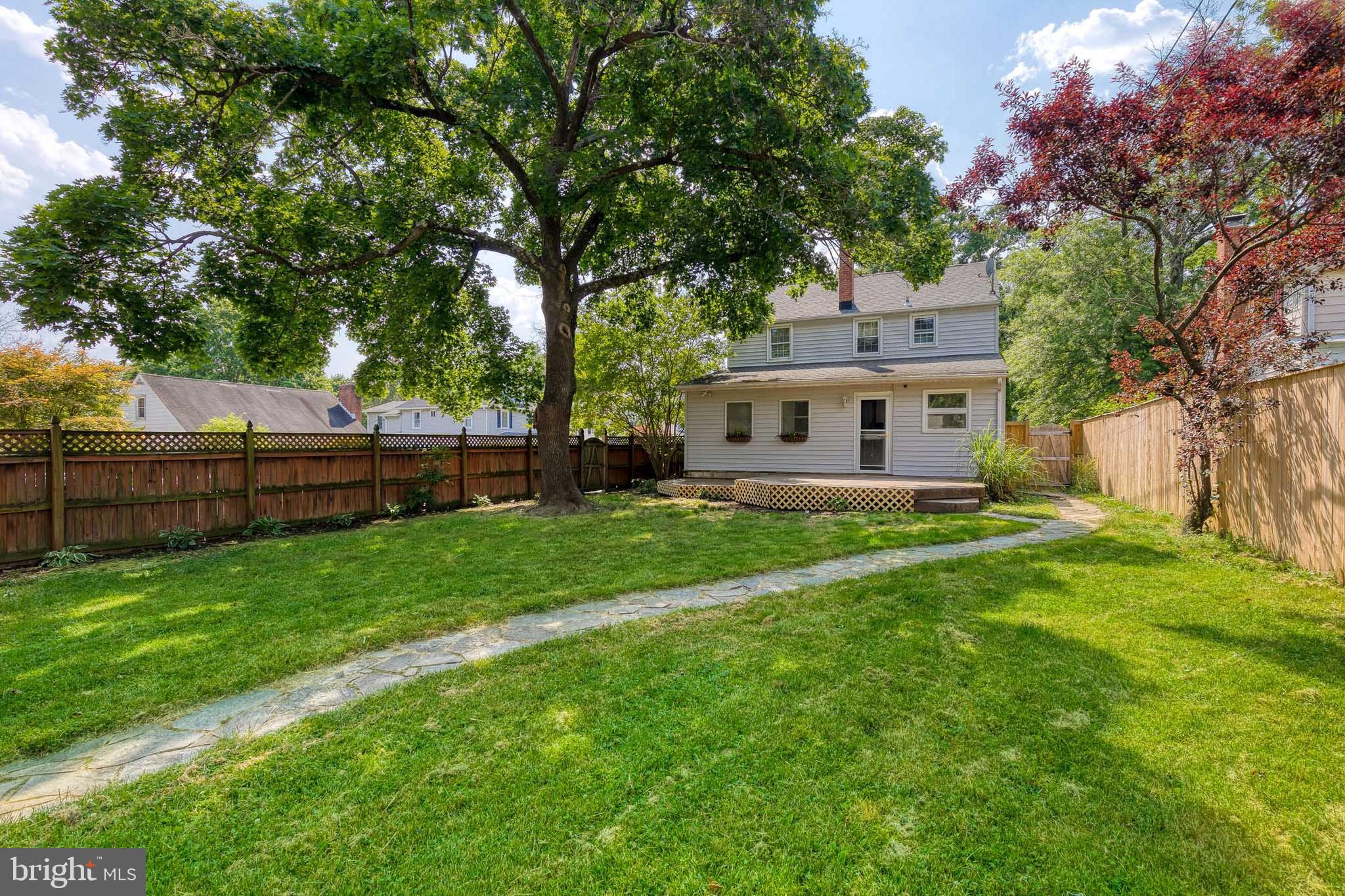 6501 Beverly Road Baltimore, MD 21239 - Photo 3 of 32 Fenced in Yard From Detached Garage