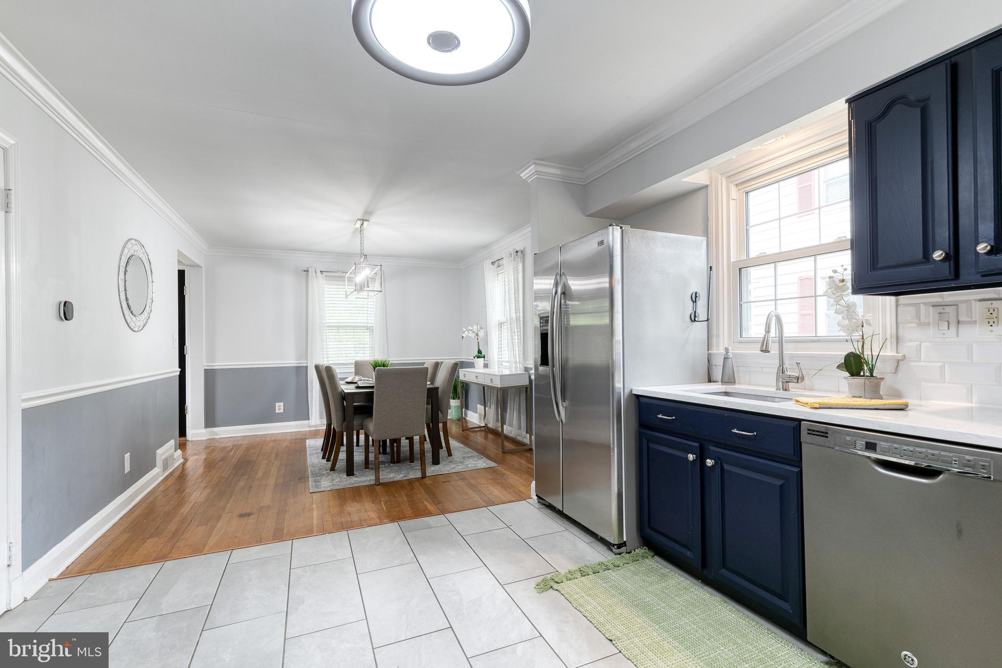 6501 Beverly Road Baltimore, MD 21239 - Photo 8 of 32 Gourmet Kitchen into Dining Room