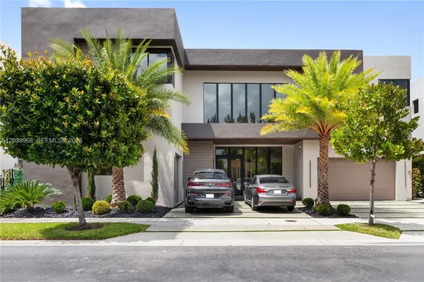 $2,845,000 | 10261 Northwest 74th Terrace, Doral, FL 33178