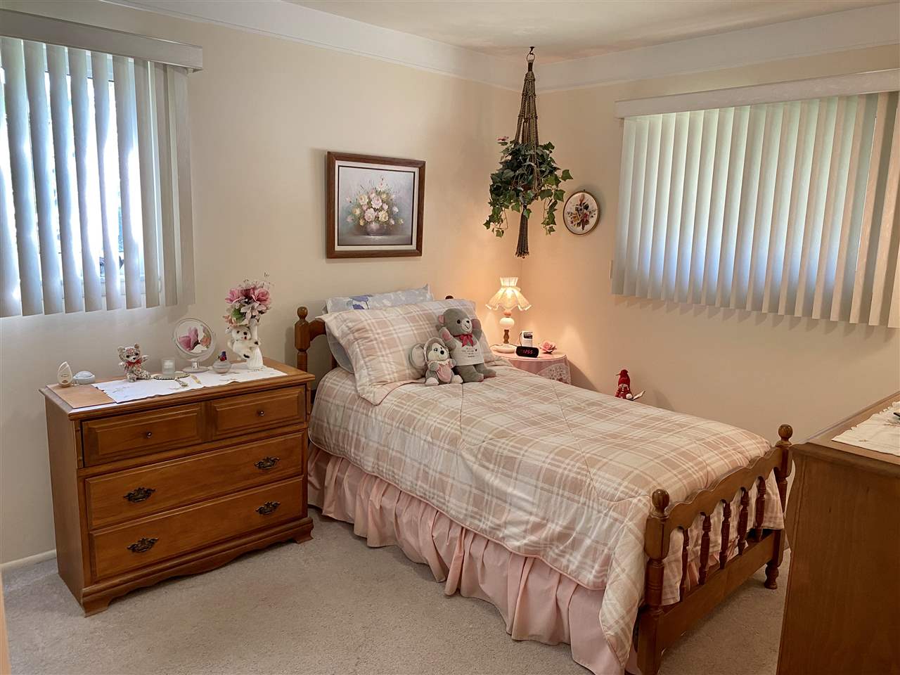 32130 Kelly Road Roseville, MI 48066 - Photo 10 of 30 50024738-9.JPG