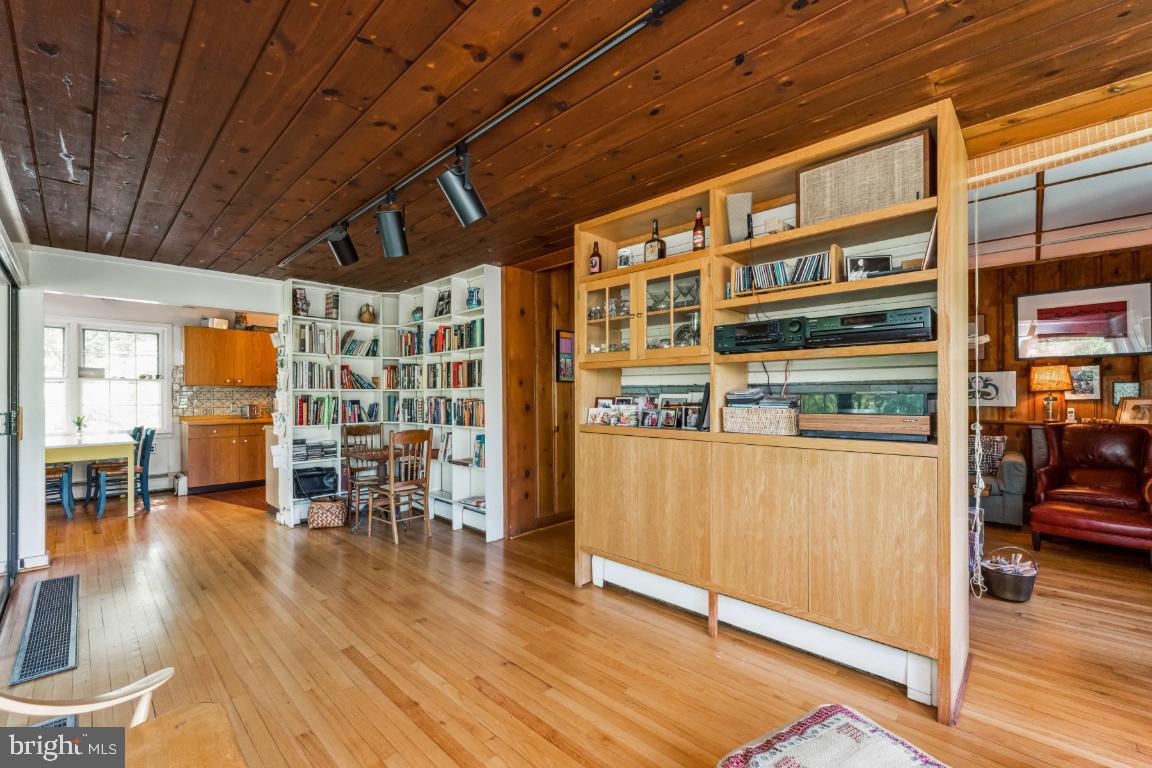 1807 Kenway Road Baltimore, MD 21209 - Photo 12 of 54 a livingroom with furniture wooden floor and windows