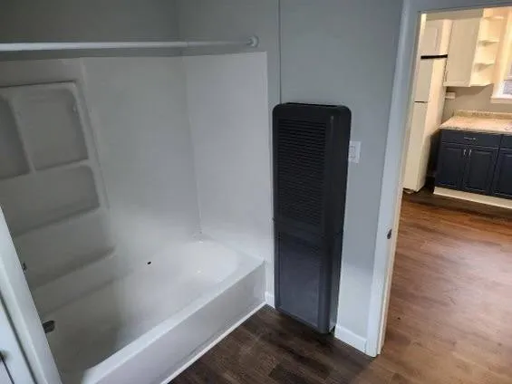 $1,350 | 1519 John Street, Whiting, IN 46394