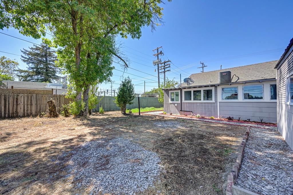 2820 Fruitridge Road Sacramento, CA 95820 - Photo 44 of 68