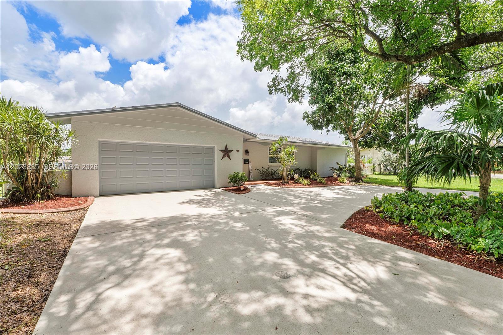 6241 Southwest 16th Street Plantation, FL 33317 - Photo 1 of 36
