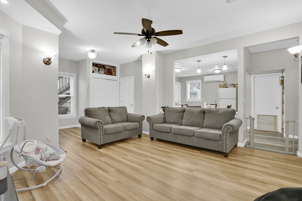 40 Laurel Street Holyoke, MA 01040 - Photo 26 of 42