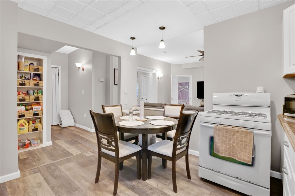 40 Laurel Street Holyoke, MA 01040 - Photo 30 of 42