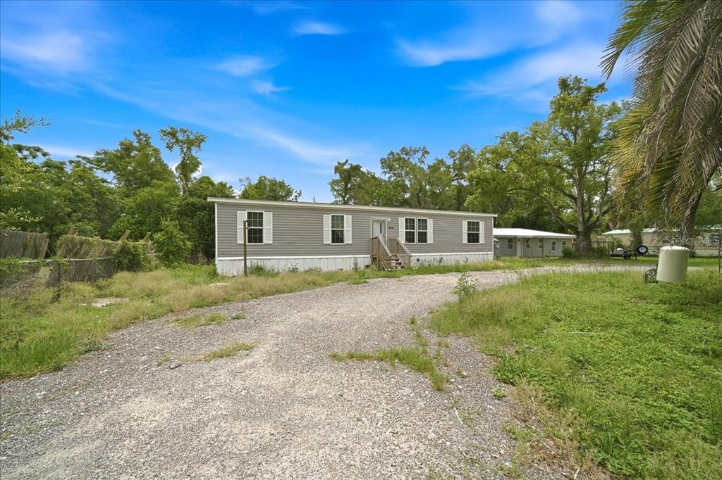 444 Korbus Road Brooksville, FL 34604 - Photo 2 of 30