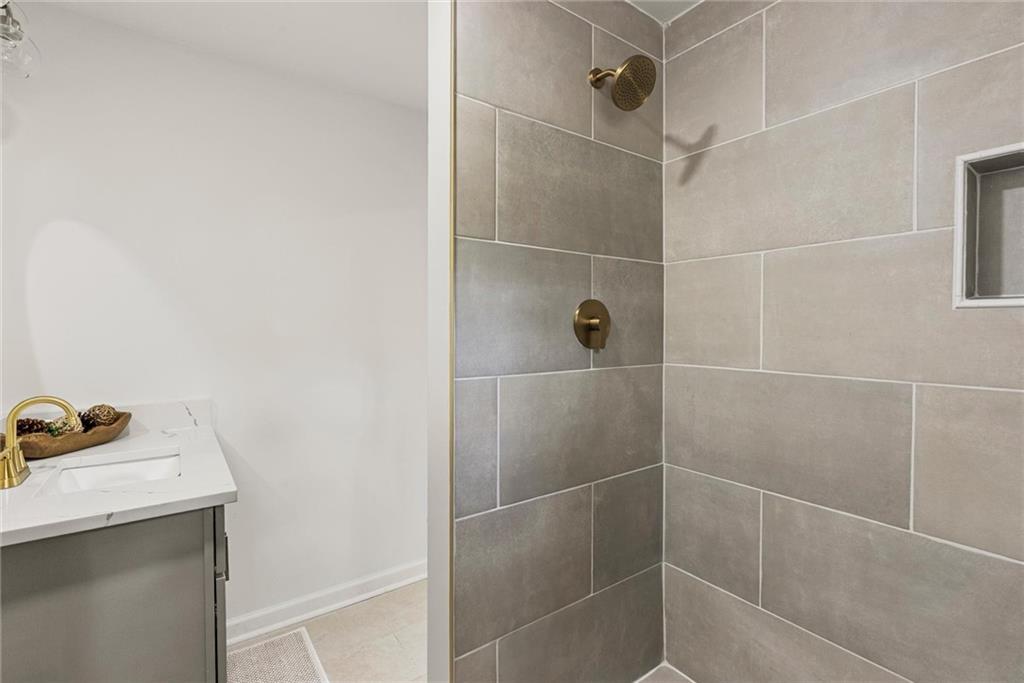 1262 Sparrow Lane Decatur, GA 30033 - Photo 12 of 21