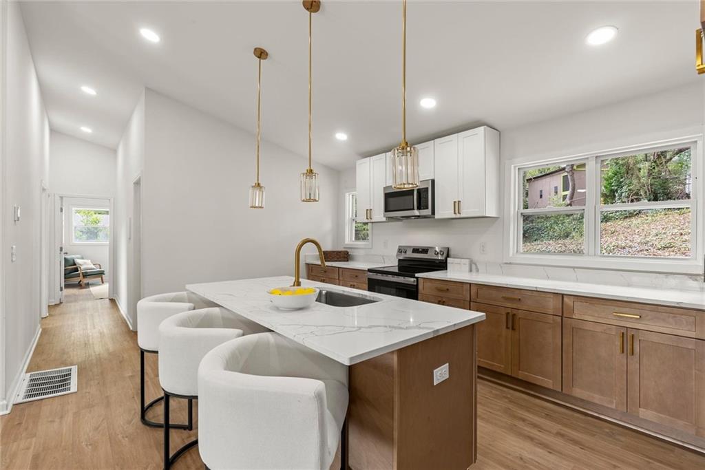 1262 Sparrow Lane Decatur, GA 30033 - Photo 6 of 21