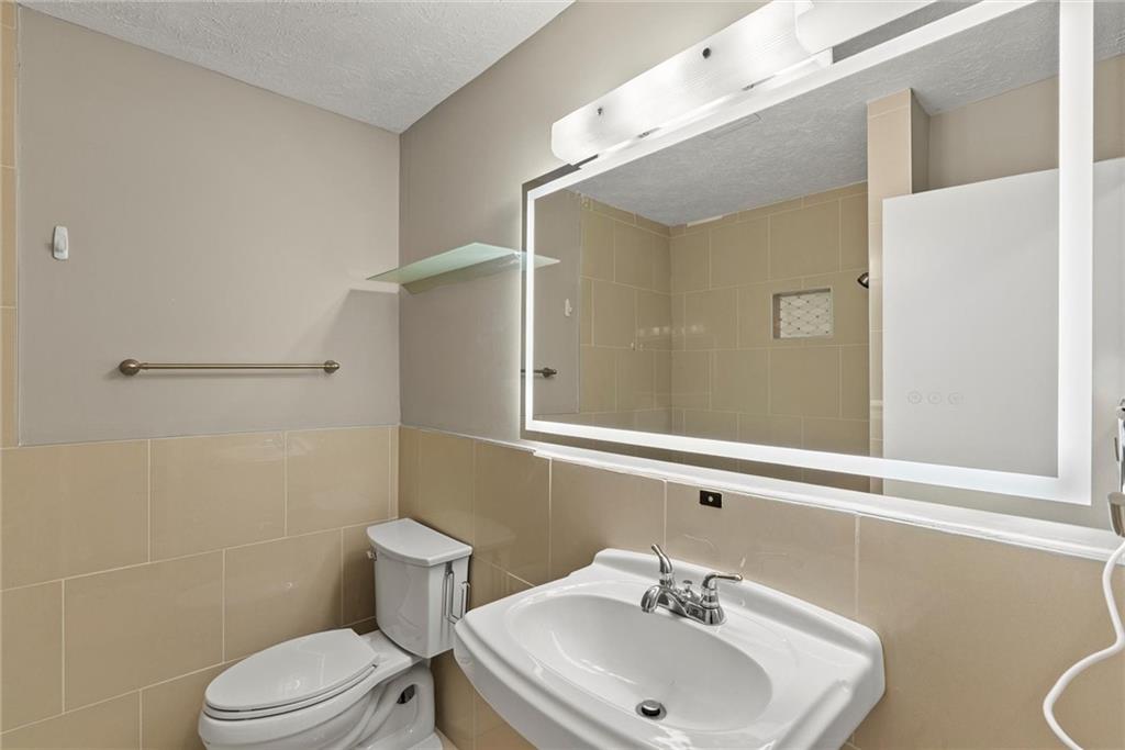 105 Glen Acres Court Decatur, GA 30035 - Photo 21 of 33