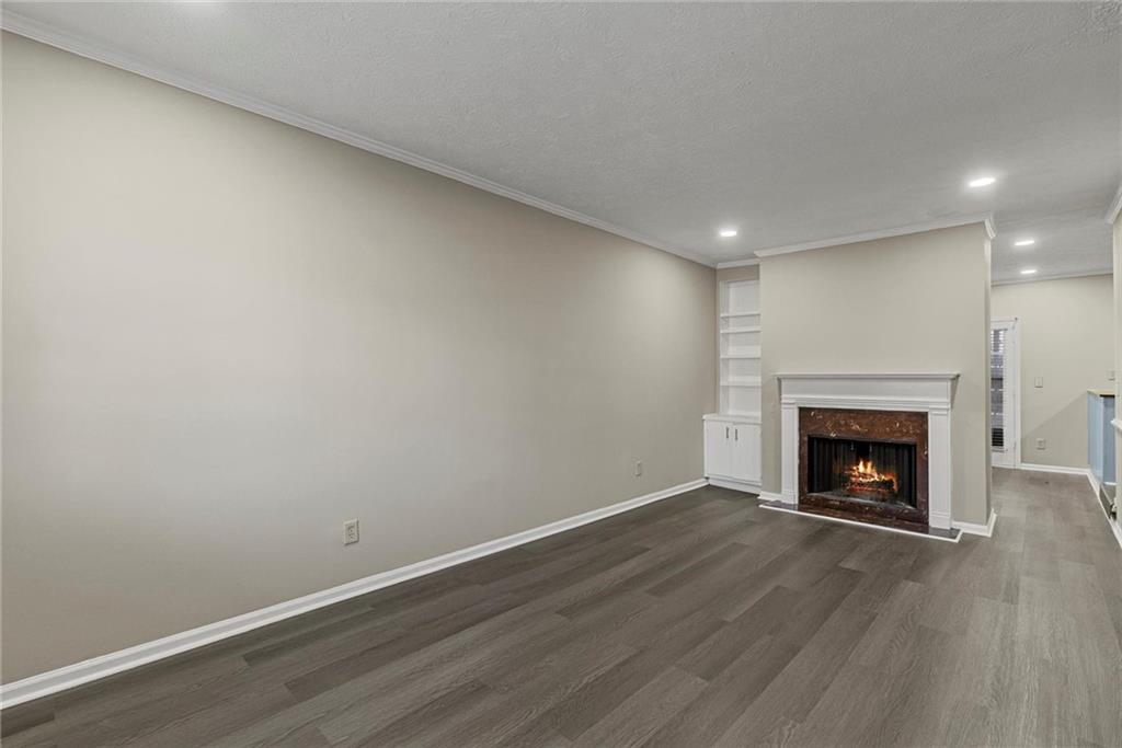 105 Glen Acres Court Decatur, GA 30035 - Photo 5 of 33