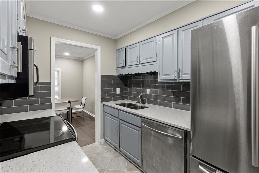 105 Glen Acres Court Decatur, GA 30035 - Photo 9 of 33