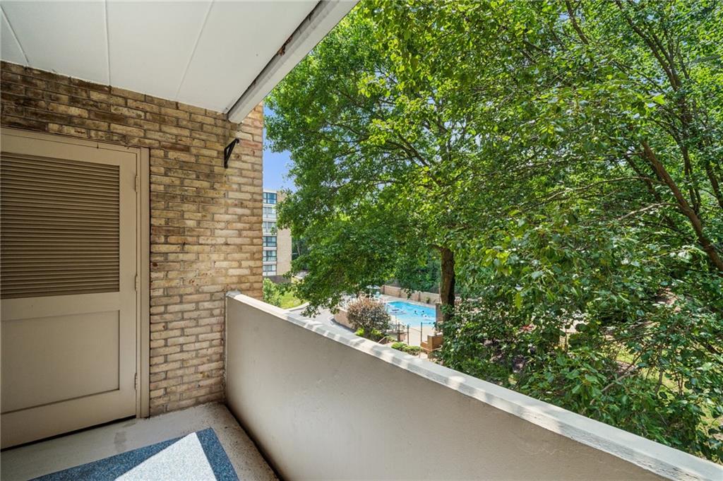 53 Highland Road, Unit 403404 Bethel Park, PA 15102 - Photo 10 of 33