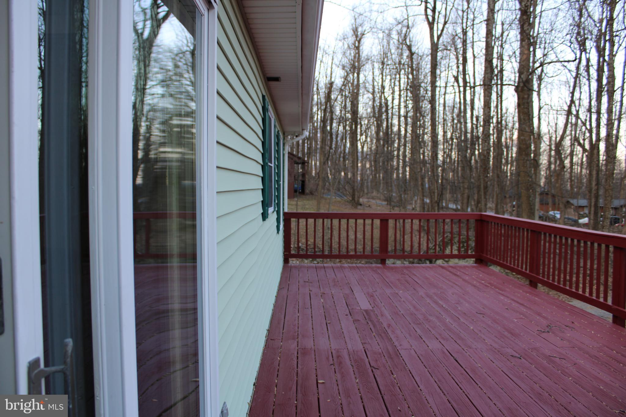 28 Henry Way Linden, VA 22642 - Photo 11 of 85 Beautiful deck