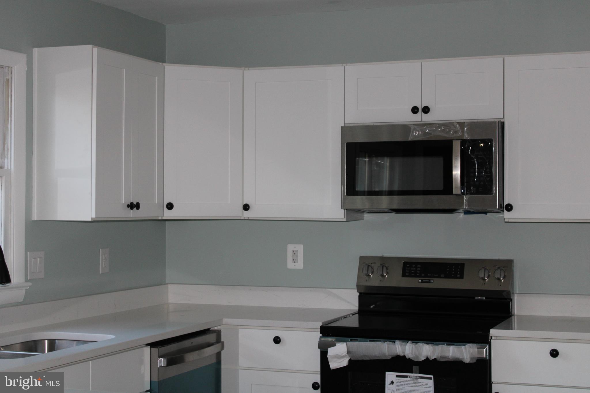 28 Henry Way Linden, VA 22642 - Photo 2 of 85 Gorgeous Kitchen