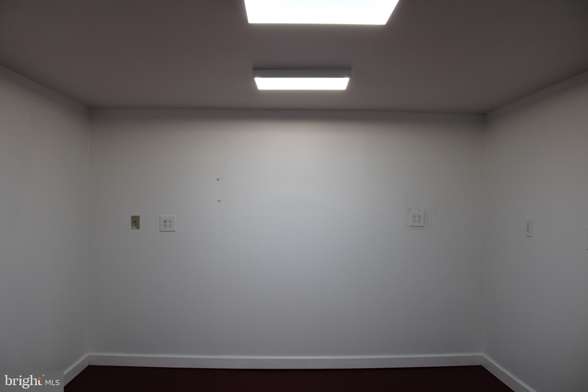 28 Henry Way Linden, VA 22642 - Photo 37 of 39 a view of room