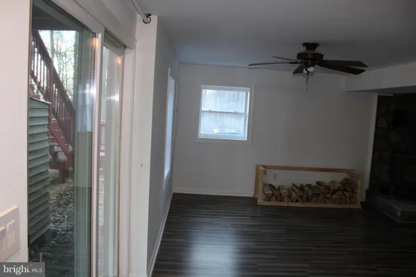 $593,000 | 28 Henry Way, Linden, VA 22642
