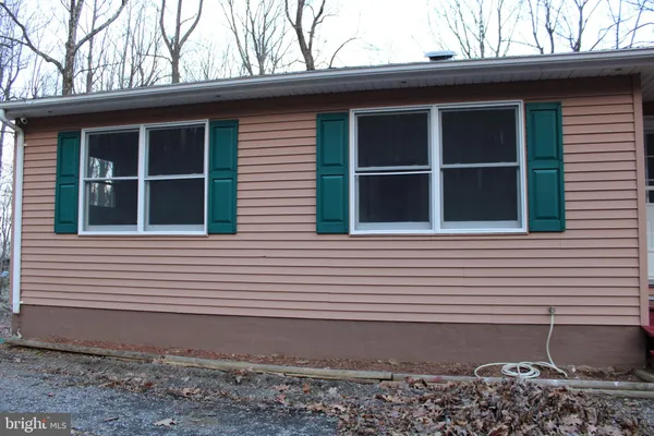 $593,000 | 28 Henry Way, Linden, VA 22642