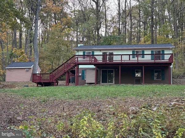 $593,000 | 28 Henry Way, Linden, VA 22642