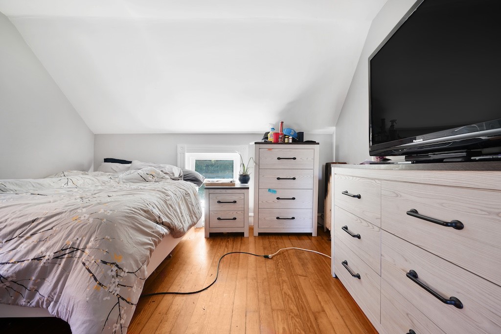 185 Stafford Road Tiverton, RI 02878 - Photo 11 of 24