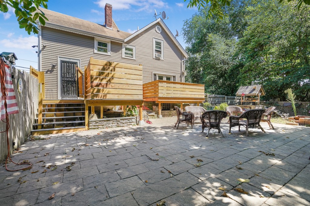 185 Stafford Road Tiverton, RI 02878 - Photo 17 of 24