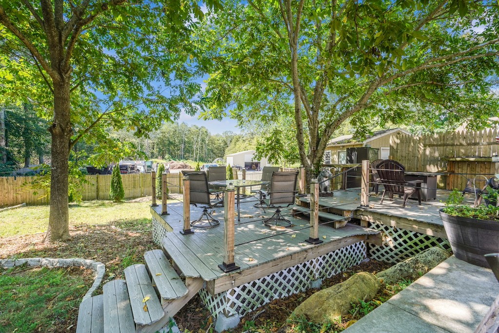 185 Stafford Road Tiverton, RI 02878 - Photo 18 of 24