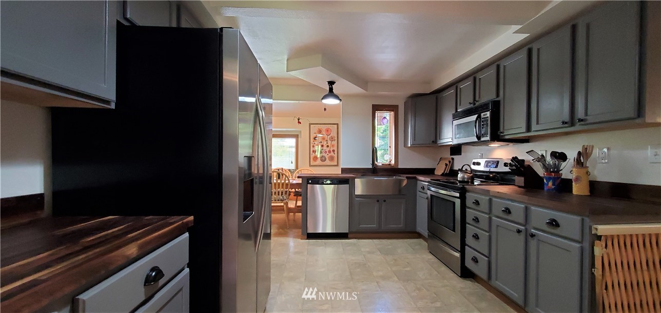 97 Porter Creek Road Elma, WA 98541 - Photo 6 of 40 Gallery Image 6