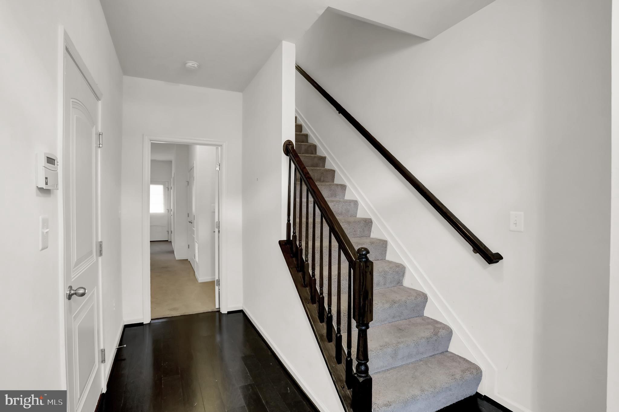 931 Ramble Run Road Baltimore, MD 21220 - Photo 3 of 40 In Law Suite/Office/Family Room with FULL BATH