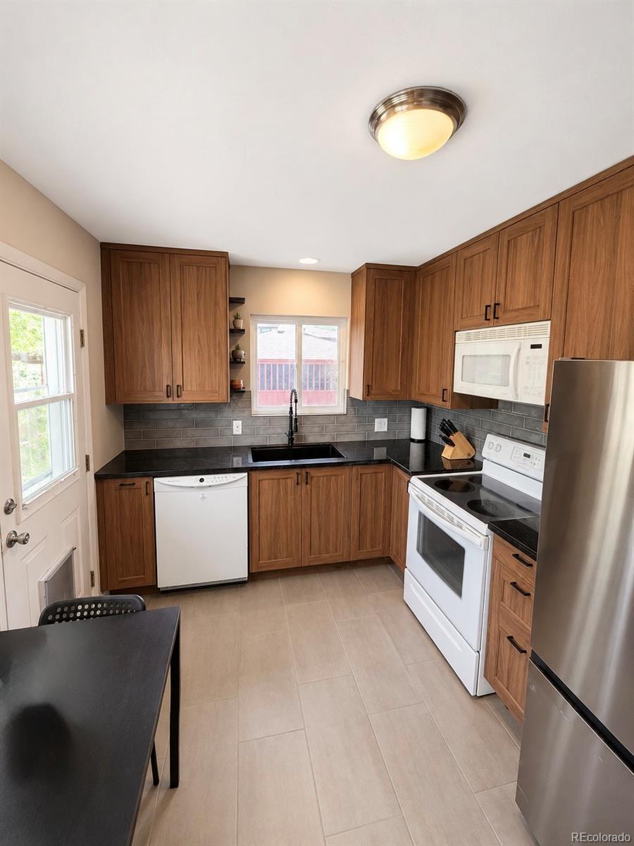 9725 West 41st Avenue Wheat Ridge, CO 80033 - Photo 5 of 13