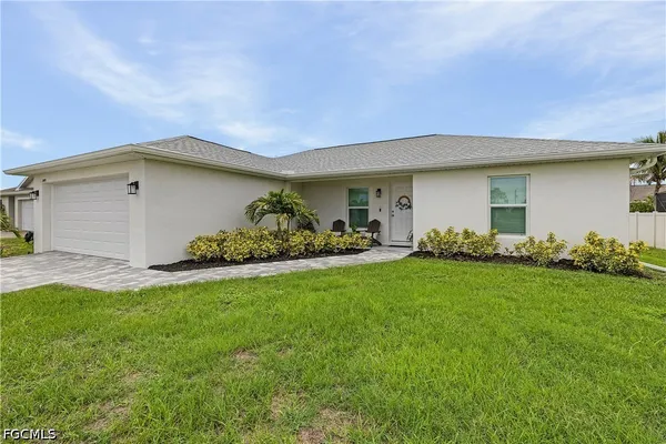 $299,900 | 2015 Northwest 23rd Terrace, Cape Coral, FL 33993