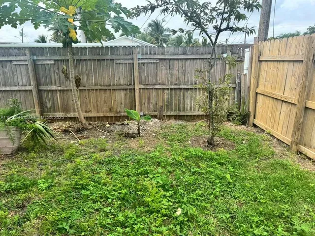 $440,000 | 1517 Northwest 58th Avenue, Margate, FL 33063